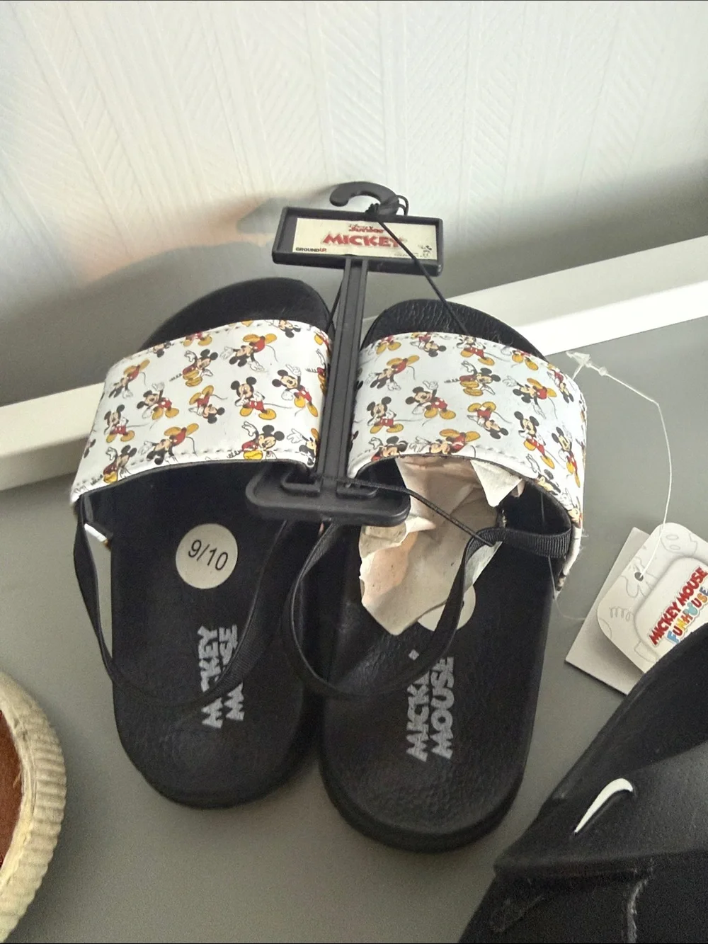 Bundle of Summer Shoes Toddler size 9 Nike Sunray Sandals Black/White SZ 9c